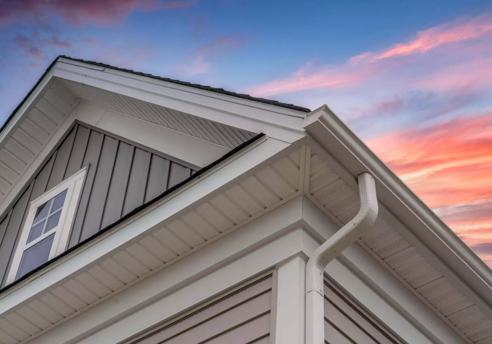 shutterstock_1698152248 Choice Painting Waco & Central, Texas - Exterior Clean and Repair, Prime and Paint